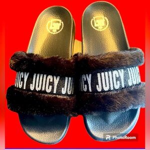 NWT Juicy Couture Slippers/Sandals Black & Silver
